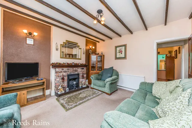 Photo 3 — Knowsley Road, Macclesfield, Cheshire, SK11