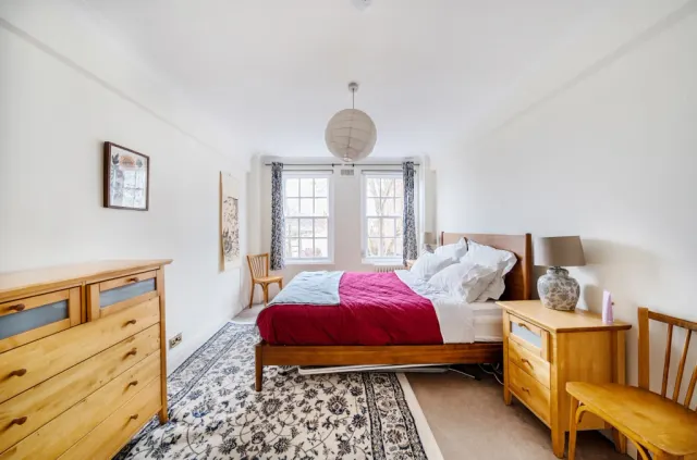 Eton College Road, London, NW3, photo 2
