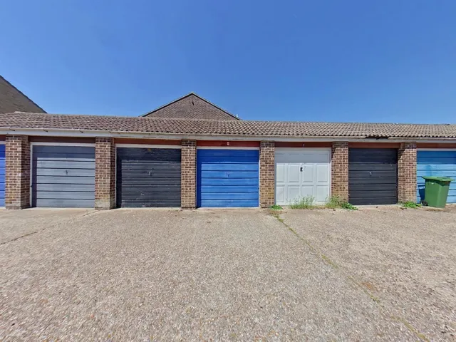 Photo 2 — Sea Kings, Stubbington, Fareham
