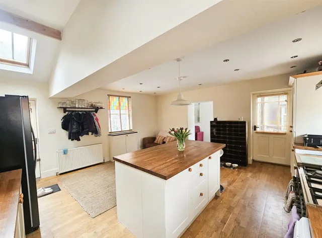 Photo 3 — Upper School Street, Steeton, BD20 6PF