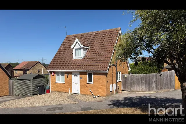 Cotman Avenue, Lawford, CO11, photo 1