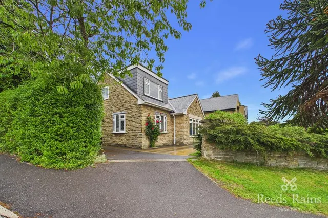 School Green Lane, Sheffield, S10, photo 1