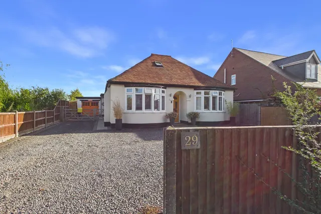 Station Road, Surfleet, PE11, photo 1