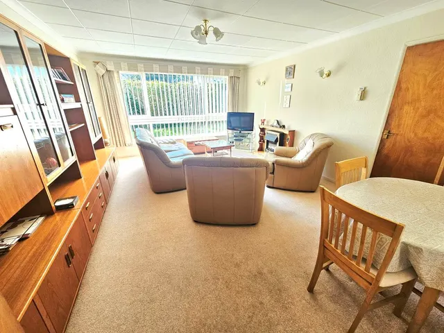 Moorfield Drive, Boldmere, B73, photo 3