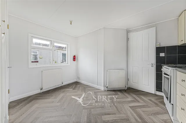 Park Avenue, Melton Mowbray, LE13, photo 3