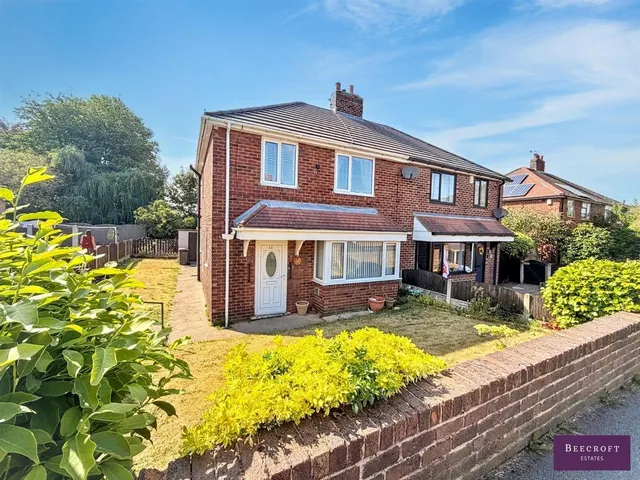 Newland Avenue, Cudworth, photo 1
