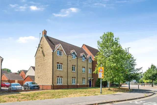 Aquarius Court, Swindon, photo 1