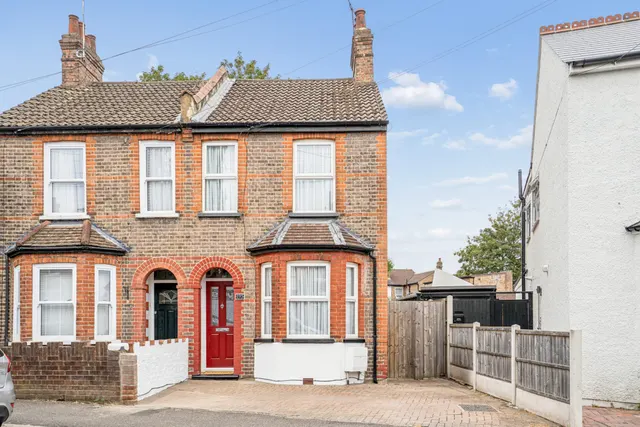 Sandringham Road, Watford, Watford, WD24 7BH, photo 1