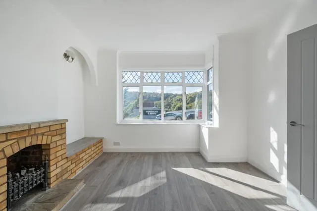 London Road, High Wycombe, HP11, photo 3