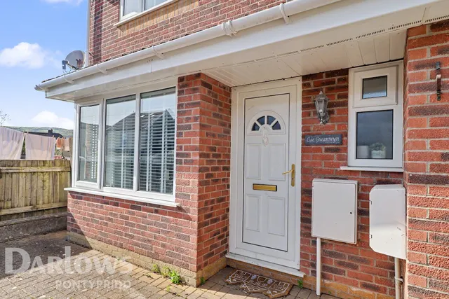 Springfield Terrace, Pontypridd, photo 2