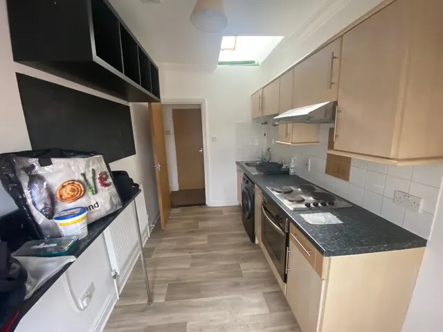 Alhambra Road, Southsea, PO4, photo 3