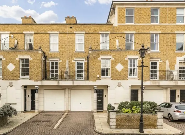 Lindsay Square, Pimlico, SW1V, photo 1