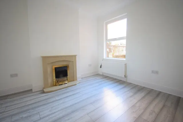 Hardwick Road, Bedford, MK42, photo 2