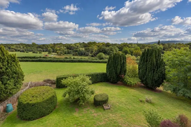 Tewkesbury Road, Newent, GL18, photo 2