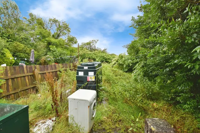 Carway, Kidwelly, SA17, photo 2