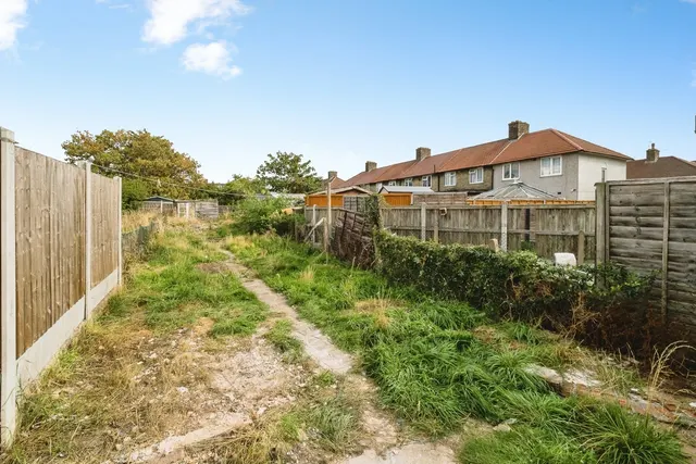 Hatfield Road, Dagenham, RM9, photo 3