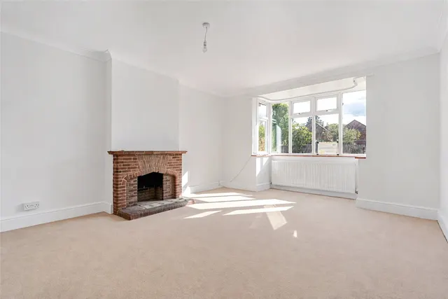 London Road, Wendover, HP22, photo 3