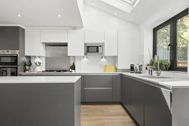 Mandrake Road, London, SW17, photo 3