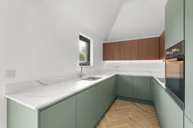 Dunmow Road, Hatfield Heath, CM22, photo 3