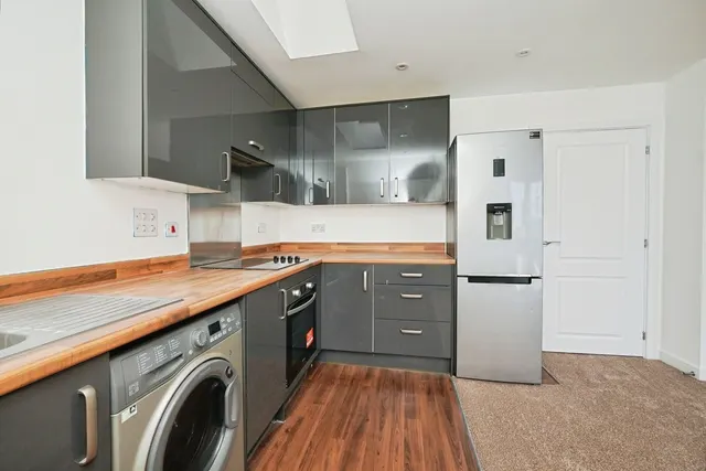 Photo 2 — Foster Way, Folkestone, Kent, CT20