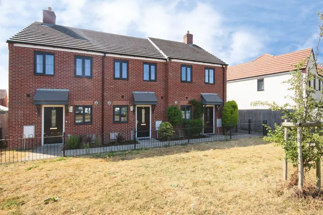 Sydenham Drive, Leamington Spa, CV31, photo 1