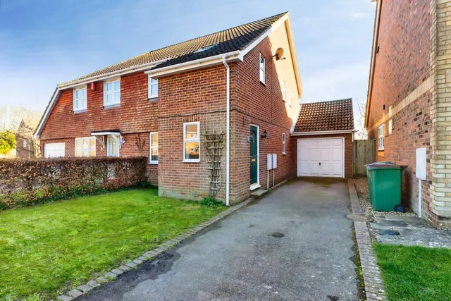 The Ridgeway, Lympne, CT21, photo 1