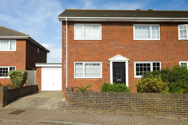 Walmer Way, Deal, CT14, photo 1