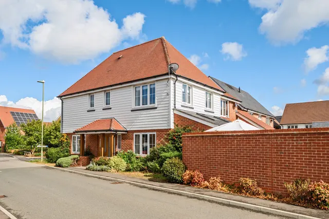 Emerald Avenue, Fleet, GU51, photo 1