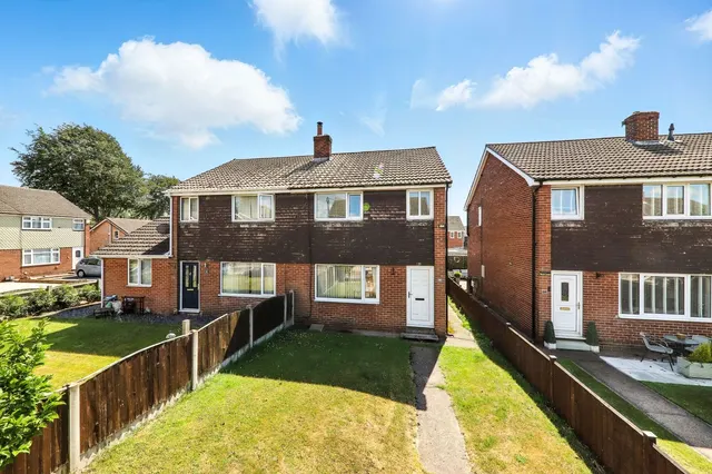 Katrina Grove, Featherstone, WF7, photo 1