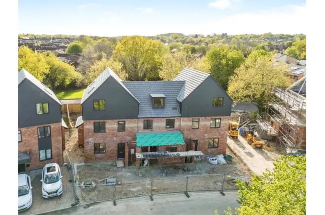 The Quadrant Stonehill Green, Swindon, SN5, photo 1