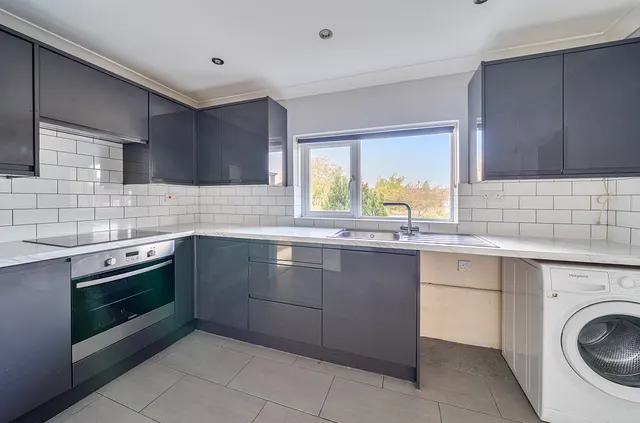 Butts Road, Alton, GU34, photo 2