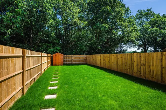 Haroldslea Drive, Horley, RH6, photo 2
