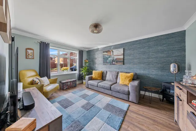 Photo 2 — Dundee Close, Fearnhead, Warrington, Warrington, WA2 0UL
