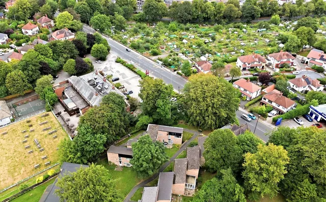 West Hill Avenue, Chapel Allerton, LS7, photo 2