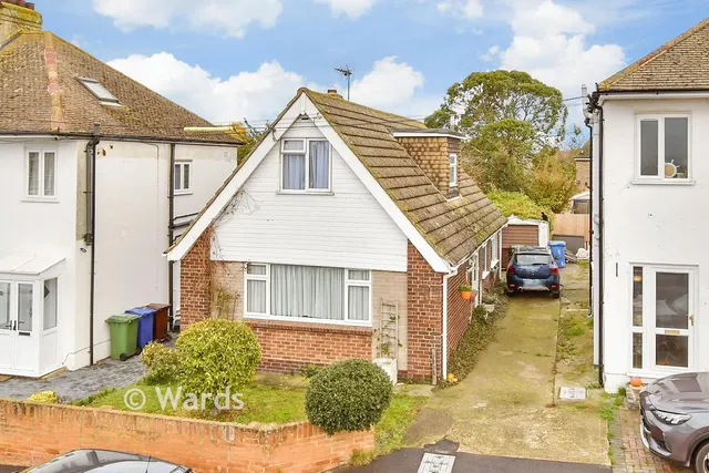 Belgrave Road, Minster-On-Sea, ME12, photo 1