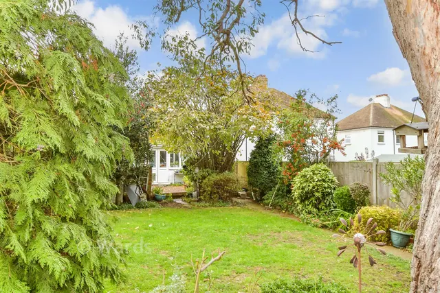 Belgrave Road, Minster-On-Sea, ME12, photo 2