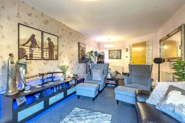 Photo 2 — Pilrig Heights, Edinburgh, Midlothian, EH6
