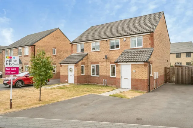 South Moor Drive, Goldthorpe, Rotherham, photo 1