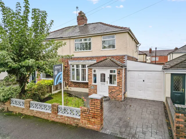 Beech Grove, Warrington, Warrington, WA4 1EG, photo 1