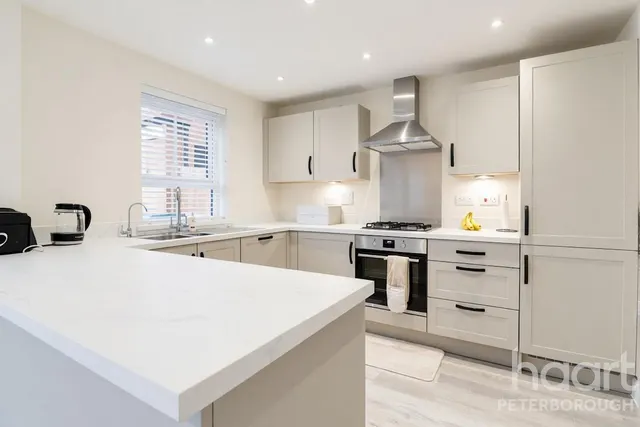 Blossom Place, Peterborough, PE7, photo 2