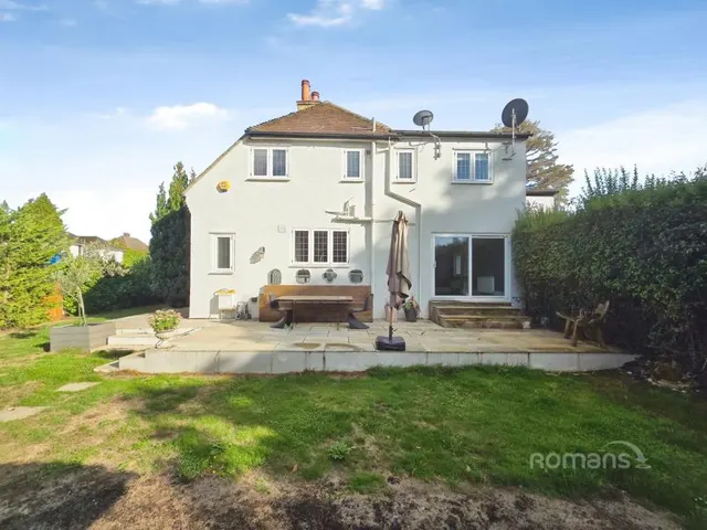Charters Road, Ascot, SL5, photo 1