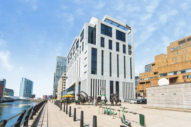 William Jessop Way, Liverpool, L3, photo 3