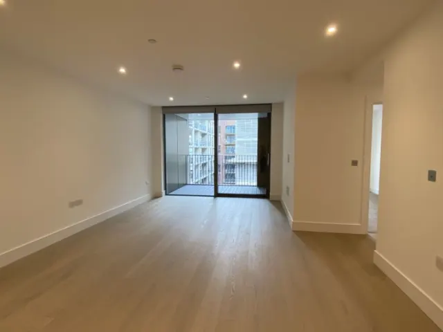 Palmer Road, Nine Elms, SW11, photo 3