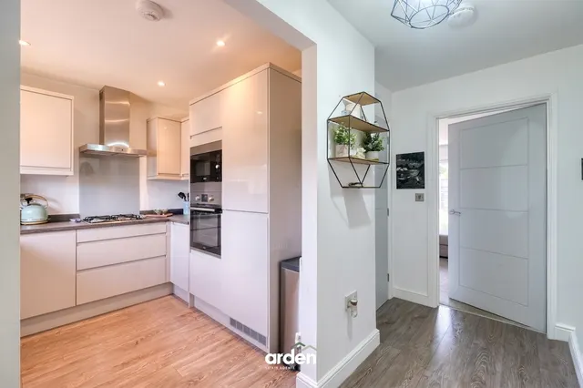Broad Street, Bromsgrove, B61, photo 3