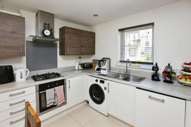 Dairy Close, Sholing, SO19, photo 3
