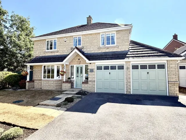 Newbury Avenue, Calne, photo 1