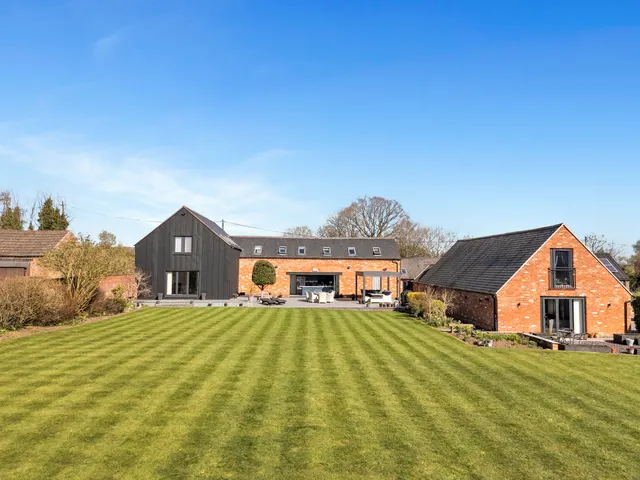 6 bedroom house, Garlands Lane, Barlestone Nuneaton, CV13
