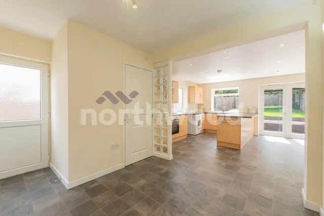 Ransom Avenue, Worcester, WR5, photo 3