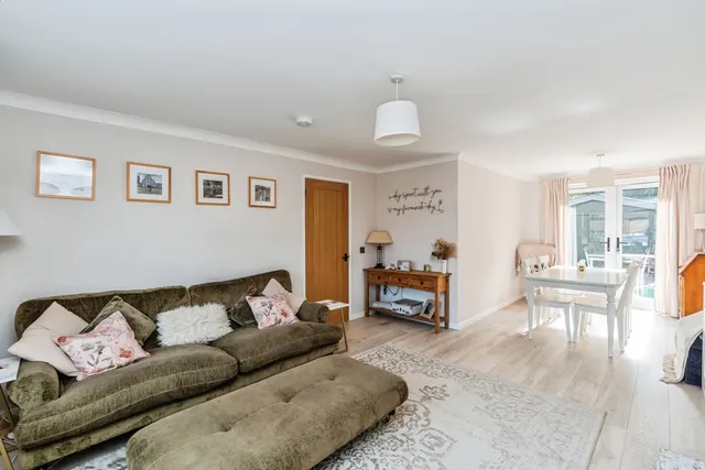 Austen Close, Totton, SO40, photo 3