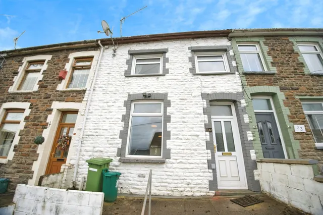 Mikado Street, Tonypandy, CF40, photo 2